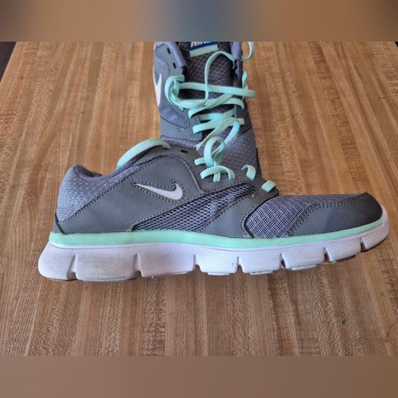 tenis - Picture 3 of 7